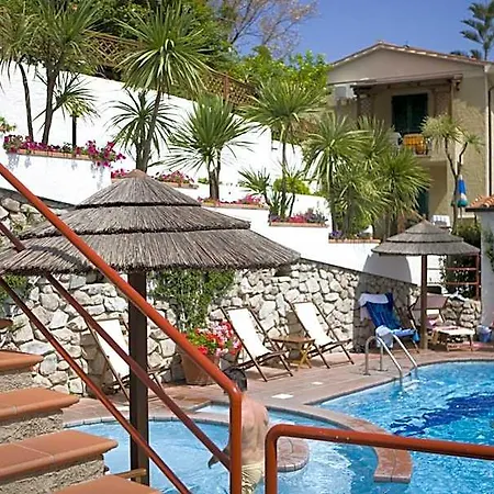Hotel Barsalini 3*
