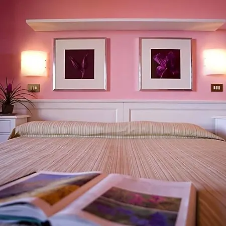 Hotel Barsalini 3*