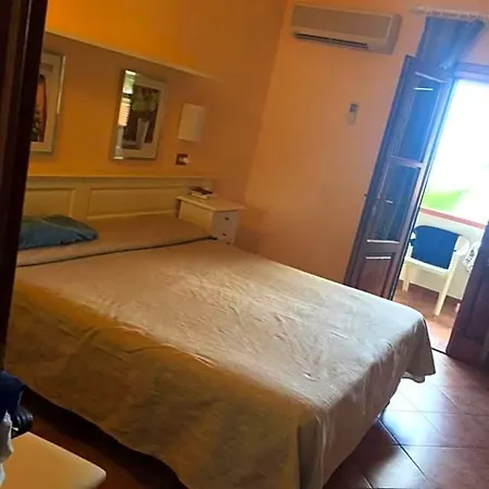 Hotel Barsalini SantʼAndrea