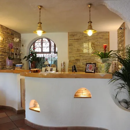 Barsalini Otel 3*