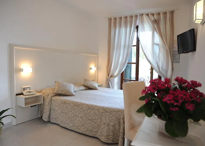 Hotel Barsalini SantʼAndrea